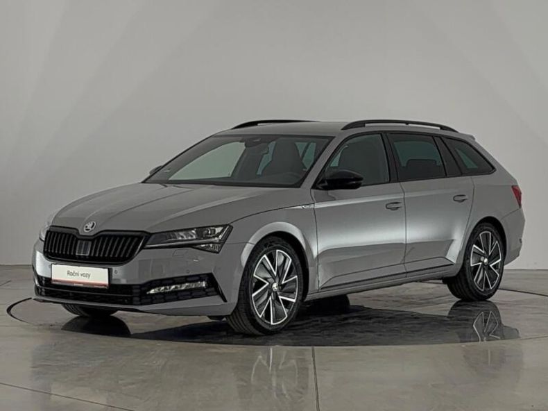 Škoda Superb - hlavní foto