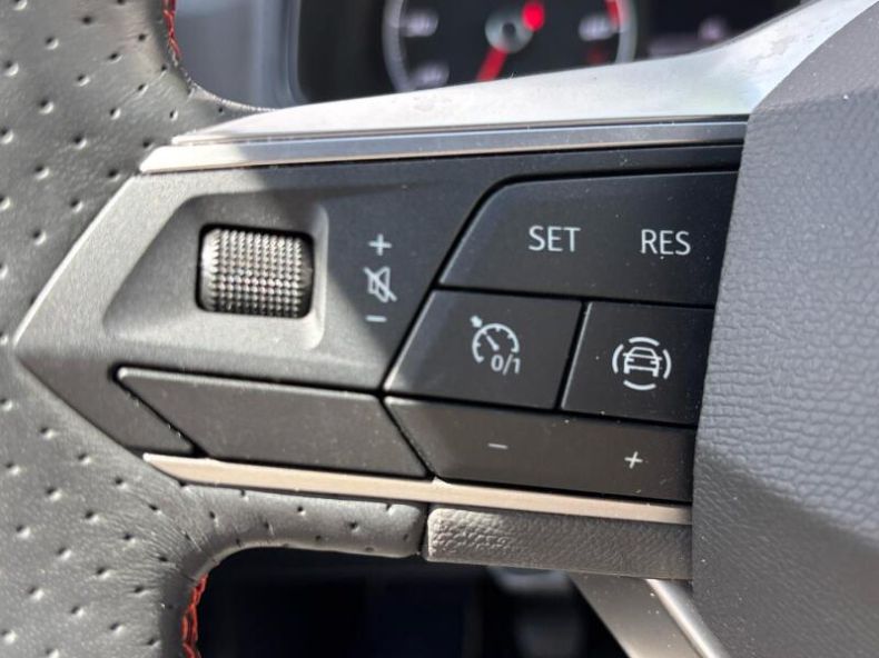 Seat Arona - hlavní fotka
