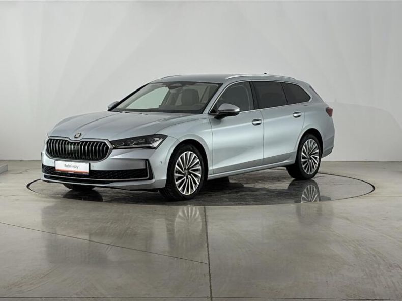 Škoda Superb - hlavní foto