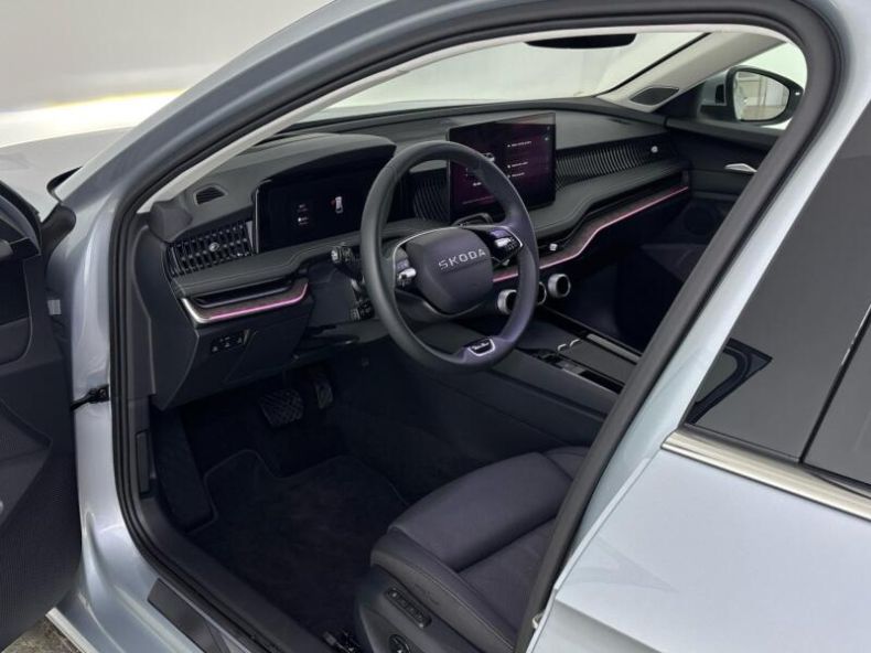 Škoda Superb - hlavní fotka
