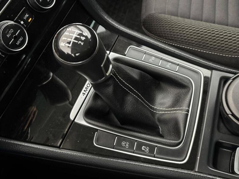 Volkswagen Golf - hlavní fotka