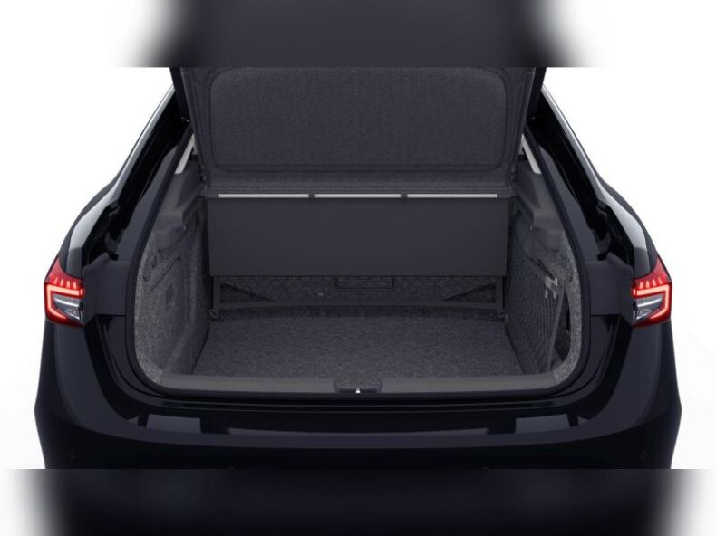 Škoda Superb - hlavní fotka