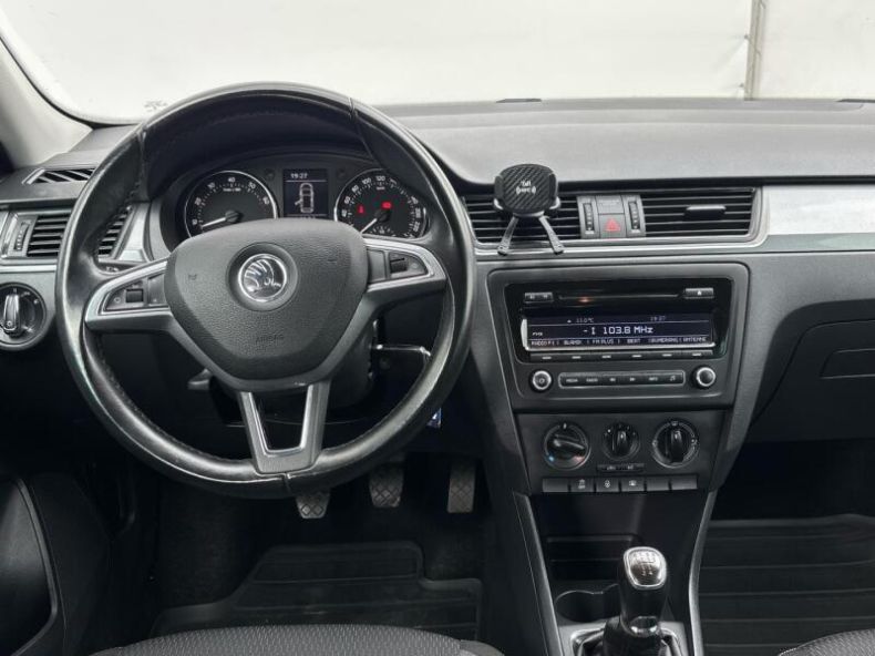 Škoda Rapid - hlavní fotka