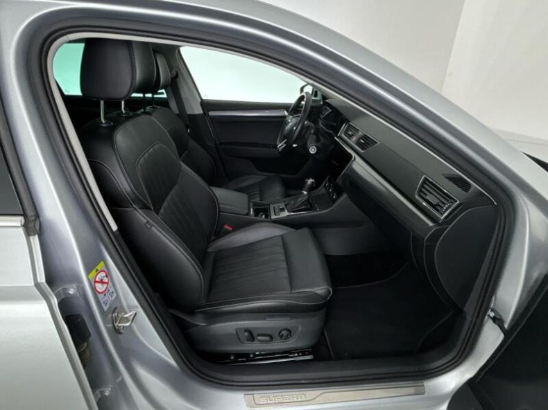 Škoda Superb - hlavní fotka