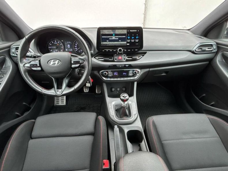 Hyundai i30 - hlavní fotka