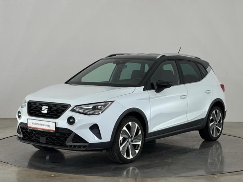 Seat Arona - hlavní foto