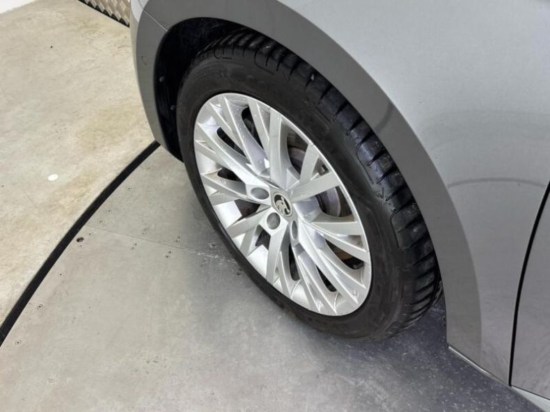 Škoda Superb - hlavní fotka