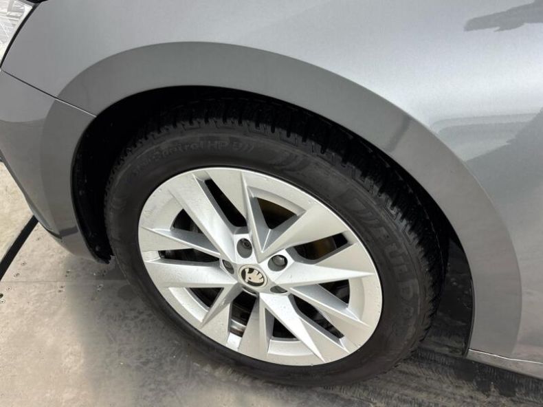 Škoda Octavia - hlavní fotka