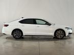 Škoda Superb - fotka číslo 15