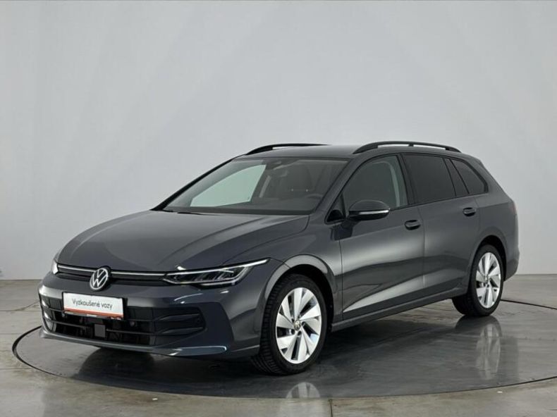 Volkswagen Golf - hlavní foto