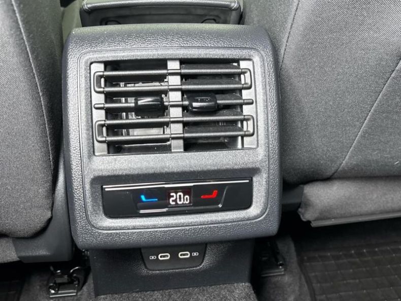Volkswagen Golf - hlavní fotka
