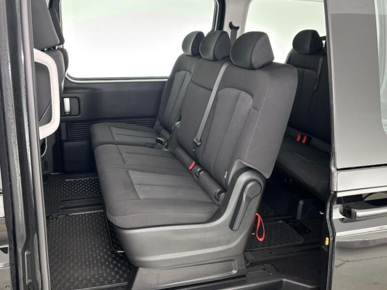 Hyundai Staria - hlavní fotka