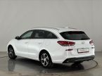 Hyundai i30 - fotka číslo 14