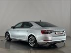 Škoda Superb - fotka číslo 14