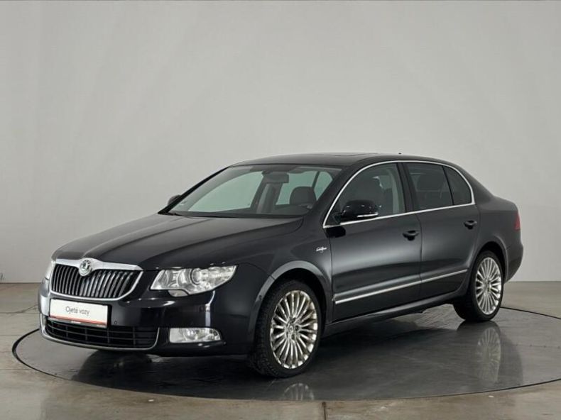 Škoda Superb - hlavní foto