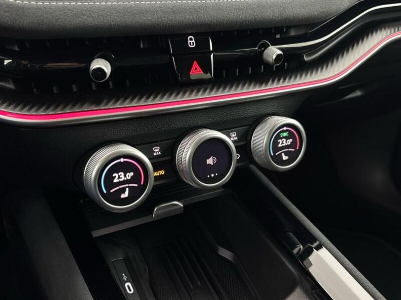 Škoda Superb - hlavní fotka