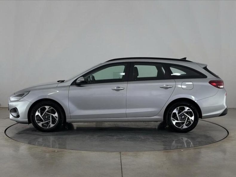 Hyundai i30 - hlavní fotka