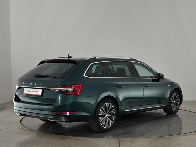 Škoda Superb - hlavní fotka