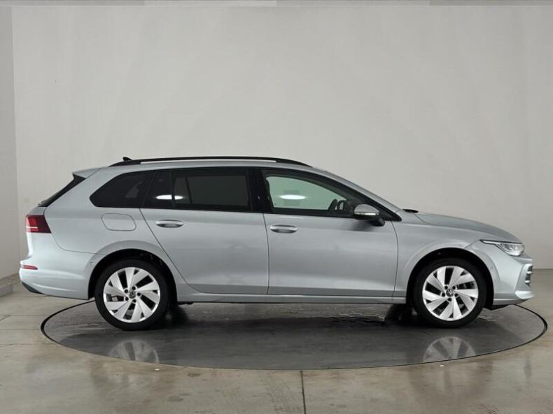 Volkswagen Golf - hlavní fotka