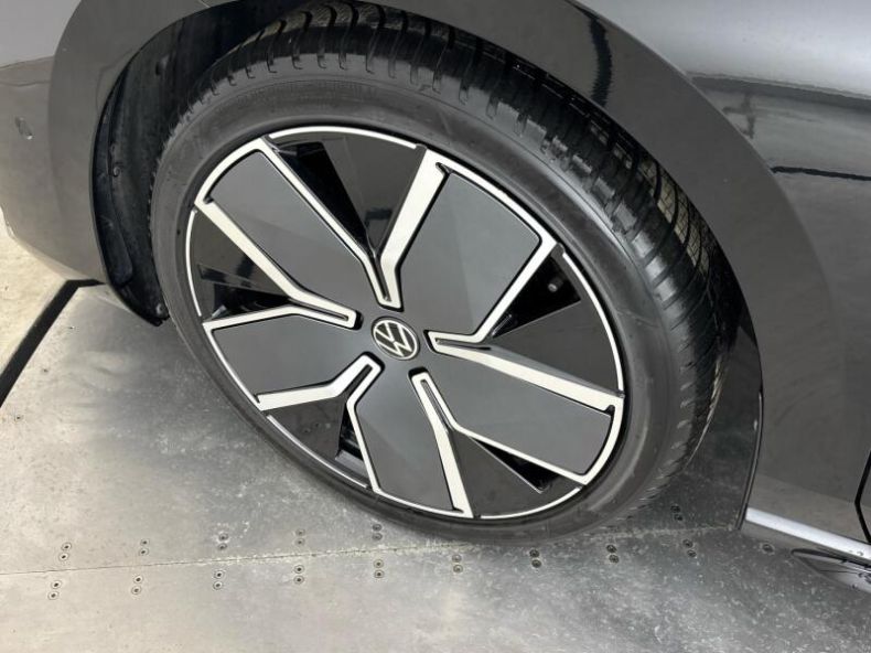 Volkswagen Passat - hlavní fotka