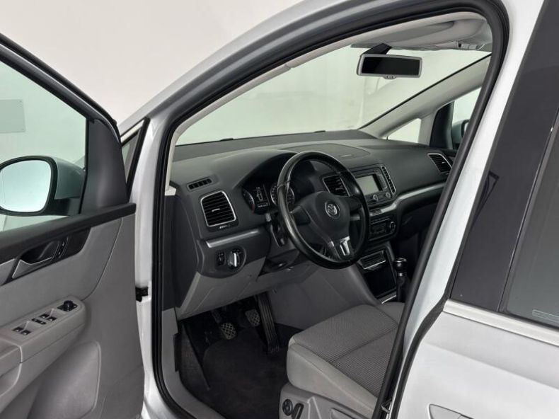 Volkswagen Sharan - hlavní fotka