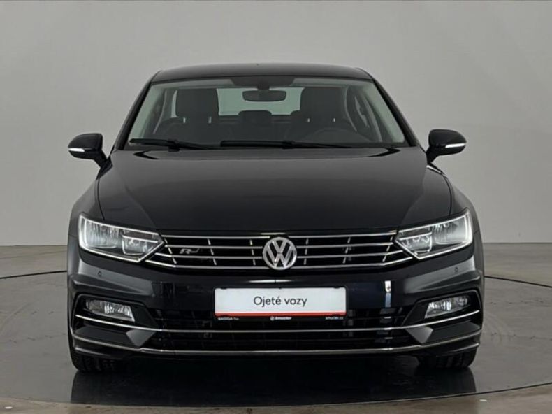 Volkswagen Passat - hlavní fotka