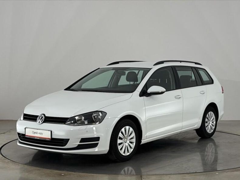 Volkswagen Golf - hlavní foto