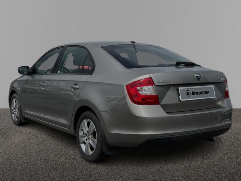Škoda Rapid - hlavní fotka