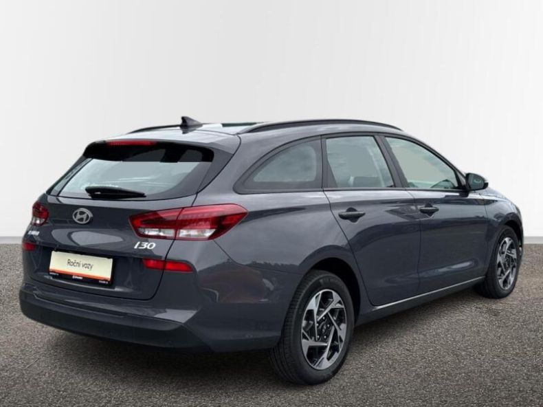 Hyundai i30 - hlavní fotka