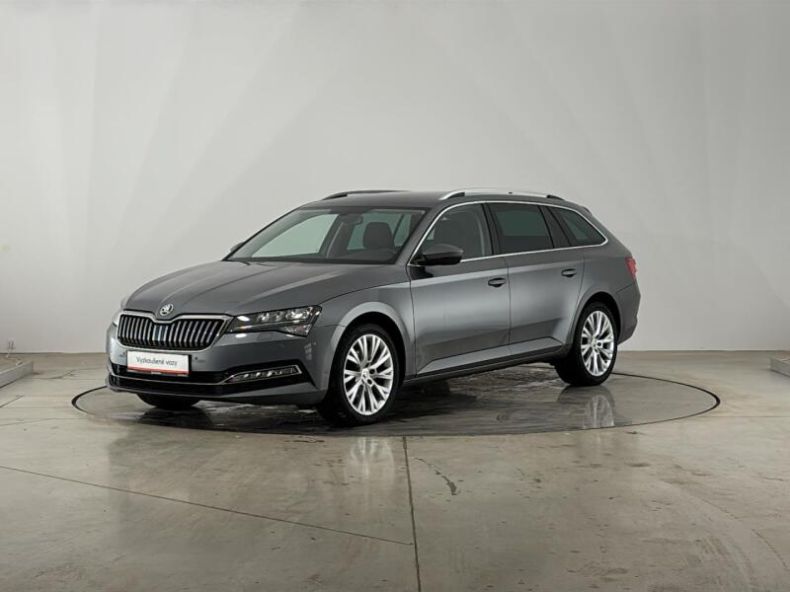 Škoda Superb - hlavní foto