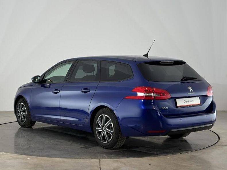 Peugeot 308 - hlavní fotka