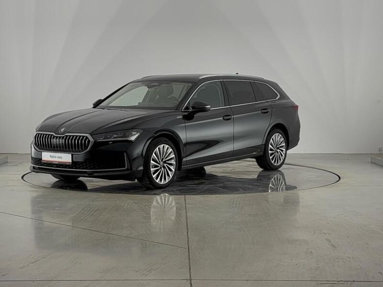 Škoda Superb - hlavní foto