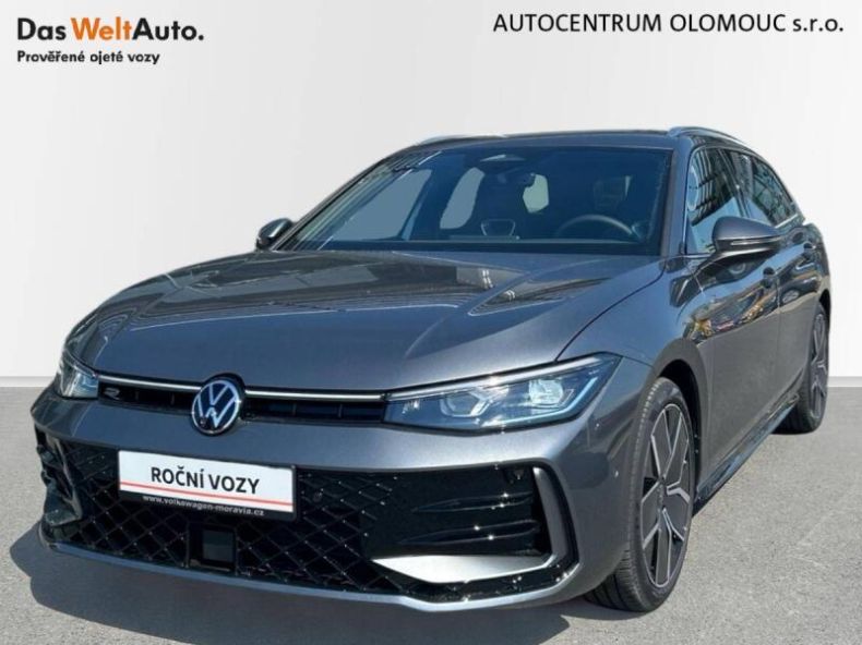 Volkswagen Passat - hlavní foto