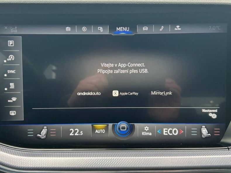 Volkswagen Touareg - hlavní fotka