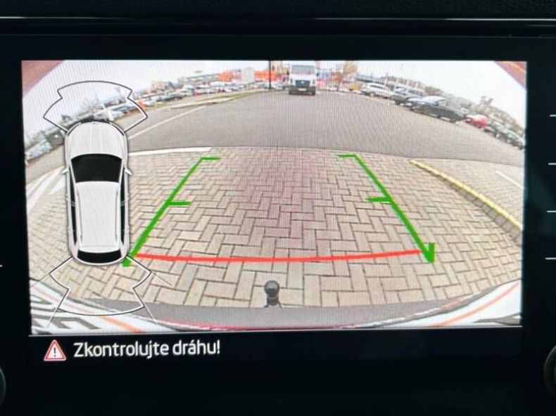 Škoda Karoq - hlavní fotka