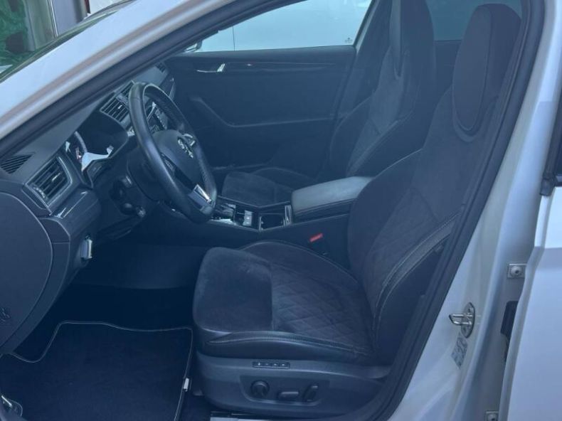 Škoda Superb - hlavní fotka