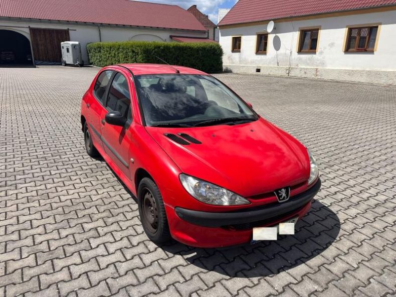 Peugeot 206 - hlavní foto