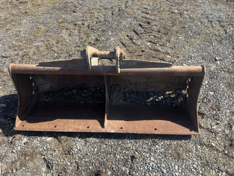 JCB Ostatní - hlavní foto