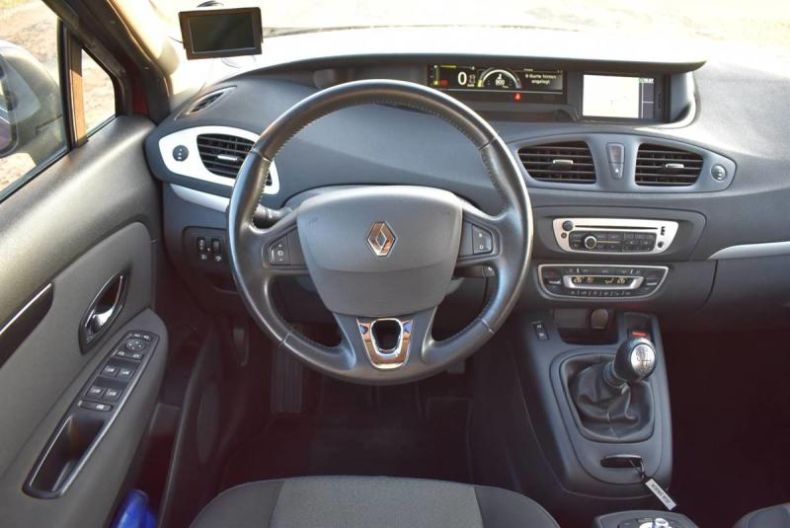 Renault Scénic - hlavní fotka