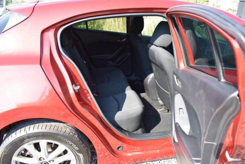 Mazda 3 - hlavní fotka