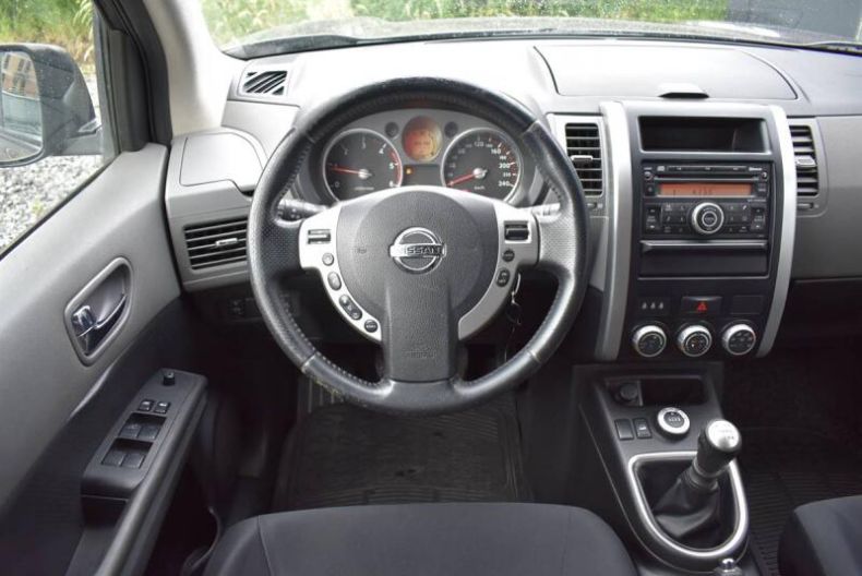 Nissan X-Trail - hlavní fotka