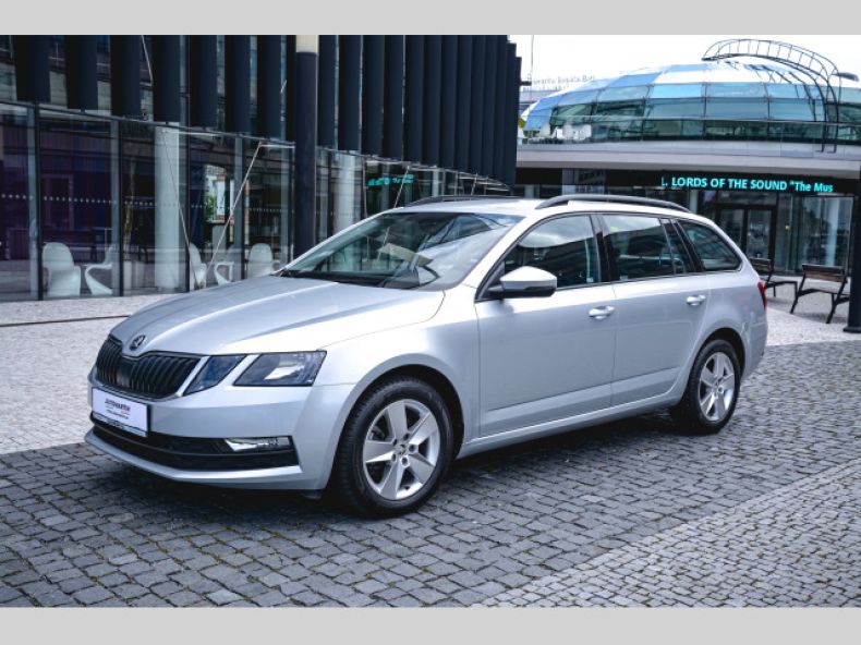 Škoda Octavia - hlavní foto