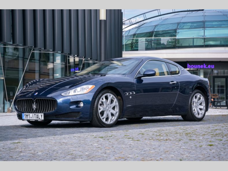 Maserati Granturismo - hlavní fotka