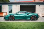 Ferrari F8 - fotka číslo 1