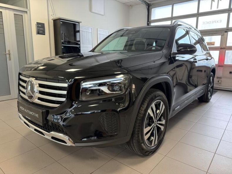 Mercedes GLB - hlavní foto