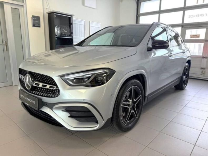 Mercedes Třída GLA - hlavní foto
