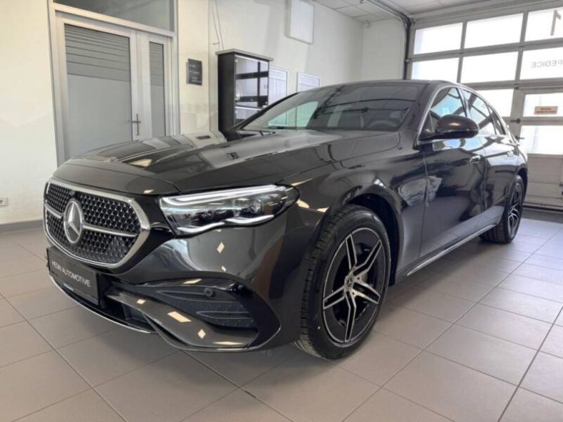 Mercedes Třída E - hlavní foto