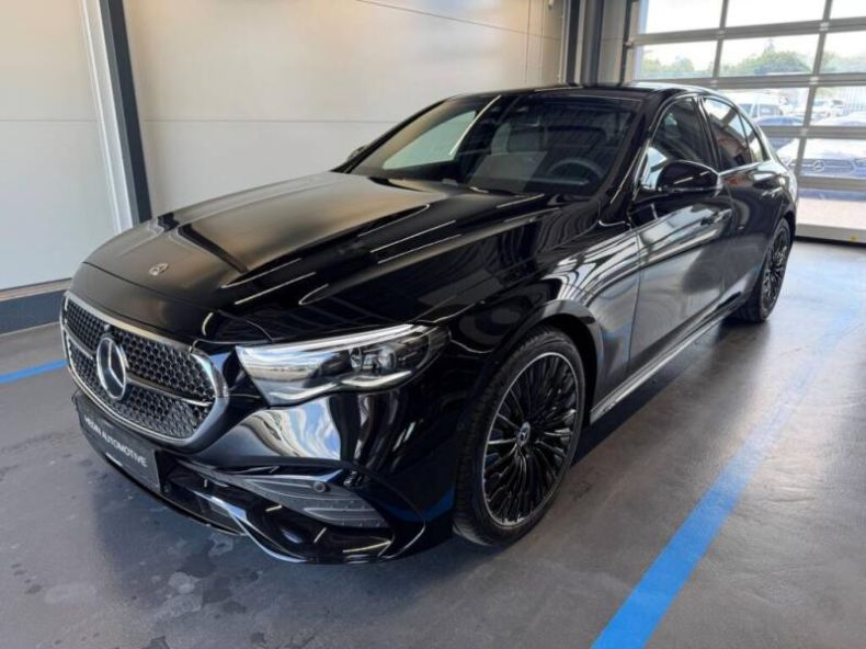 Mercedes Třída E - hlavní foto