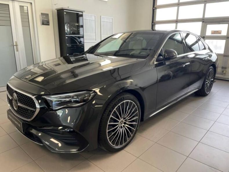 Mercedes Třída E - hlavní foto