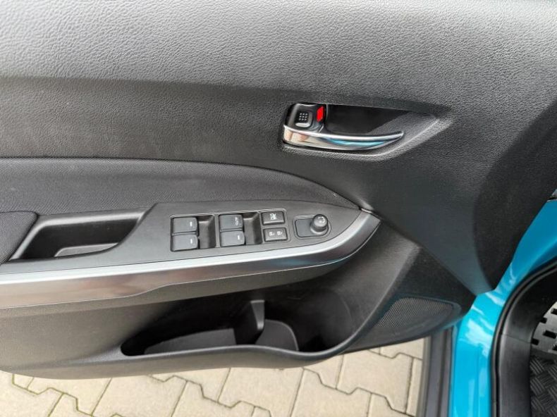 Suzuki Vitara - hlavní fotka